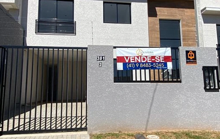 Sobrado - Venda no bairro Barreirinha - Curitiba - PR