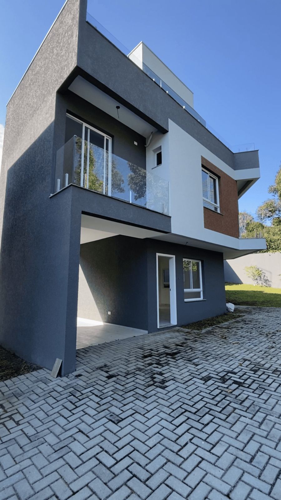 Sobrado em Condom�nio - Venda - Santo In�cio - Curitiba - PR